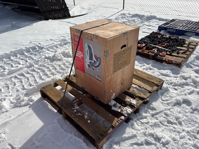 Hose Reel and Pompe à carburant portable