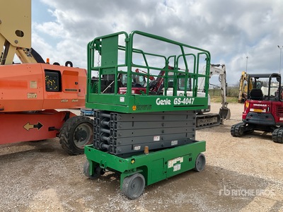 2015 Genie GS-4047 Electric Scissor Lift