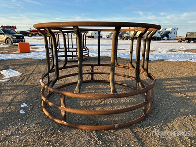 Custom Built Round Bale 家畜用フィーダー (Unused)