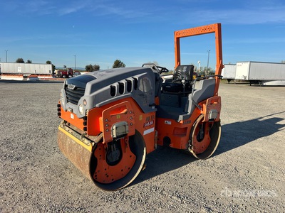 2015 Hamm HD13iVV Walec dwubębnowy