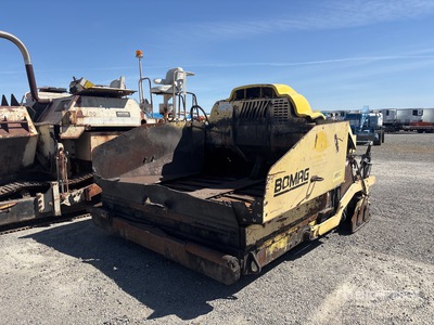 Bomag 814-2 Track Asphalteuse