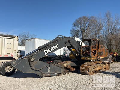 John Deere 250G LC Tracked Excavator (Inoperable)