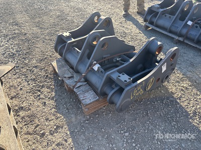 Strickland 92F0897-0913 44 in Excavator Coupler (Unused)