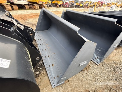 Strickland 90E1607-0913 96 in Q/C General Purpose Wheel Loader Bucket (Unused)