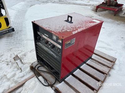 Lincoln Idealarc R3R-400 Schweißgerät