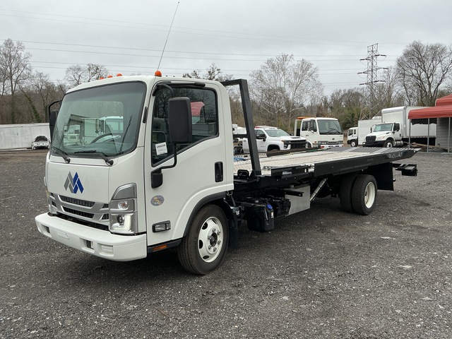 2022 Isuzu NRR 4x2 Rollback Truck