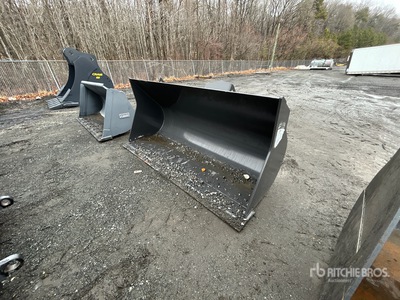 Paladin 90D4121-0576 102 in 2.5 cyd General Purpose ホイールローダー用バケット - Fits Hitachi ZW140 (Unused)