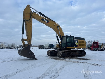 2018 Cat 349F L حفارة بجنزير