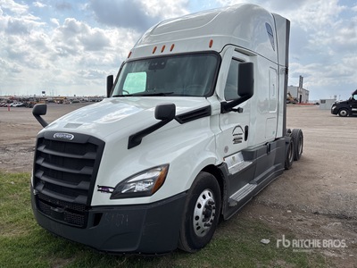 2021 Freightliner Cascadia 126 6x4 T/A Sleeper Truck Tractor
