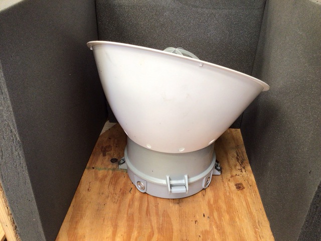 8547477-10 High Pressure Luminaire