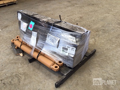 (8) CNH America G109186 Actuating Linear Cylinder Assemblies