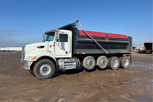 2015 Peterbilt 348 10x4 Quad/A Dump Truck
