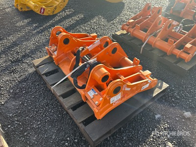 Paladin 92F0897-0913 44 in Wheel Loader Quick Coupler - Fits Hitachi ZW140/150 (Unused)