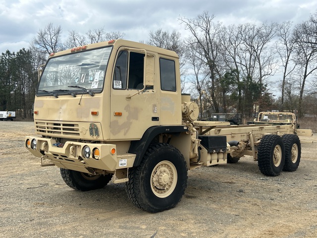 2004 Stewart & Stevenson M1086A1 MTV 6x6 Cab and Chassis 2004 Stewart & Stevenson M1086A1 MTV 6x6 Cab and Chassis