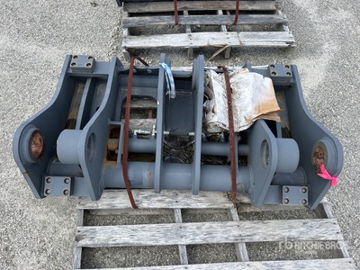 Strickland 92F0897-0913 Wheel Loader Quick Coupler - Fits Hitachi ZW150 (Unused)