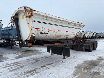 2006 Midland 16 ft Tri/A Lead zijkiep aanhangwagen