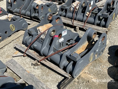 Strickland 92F0897-0913 Enganche rapido para pala cargadora (Unused)