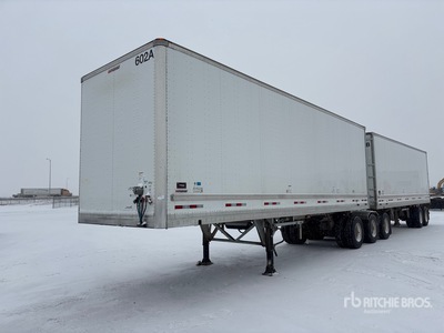 2024 Manac 943300381 30 ft x 102 in Super B-Train Lead Tri/A Geschlossene Anhänger (Unused)