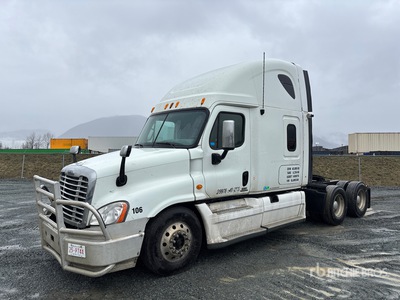 2009 Freightliner Cascadia 125 6x4 トラックトラクター（T/A）