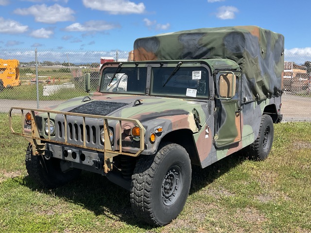 2007 AM General M1097R1 HMMWV 2 Door Soft Top w/Truck Body
