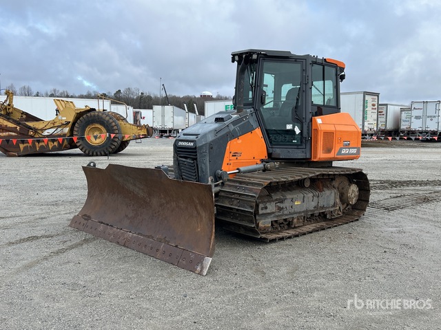 2022 Doosan DD100 Crawler Dozer | Ritchie Bros. Auctioneers