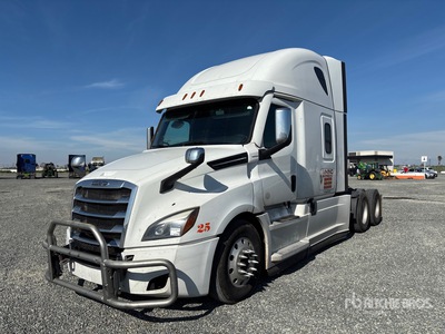2021 Freightliner Cascadia 126 6x4 T/A Sleeper Truck Tractor