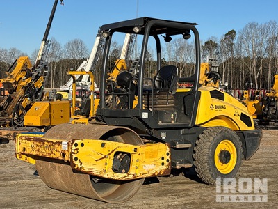 2017 Bomag BW145D-5 Compacteur à tambour lisse