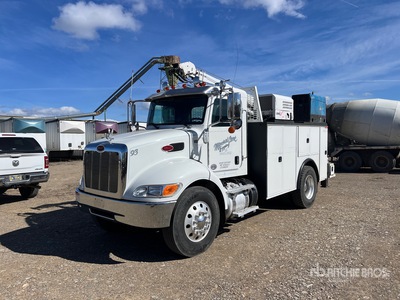 2020 Peterbilt 337 4x2 Camion de servicios