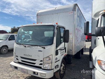 2019 Isuzu NPR 4x2 Furgoneta caja cerrada
