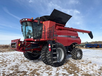 2012 Case IH 8230 コンバイン