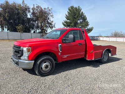 2021 Ford F-350 XL 4x2 Flatbed Truck