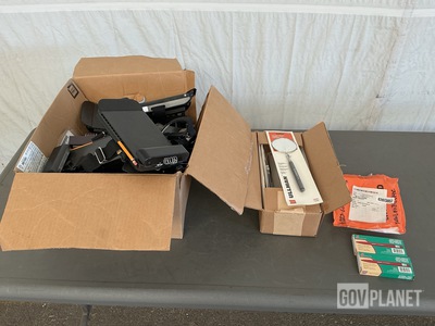 (2) Mechanical Pencils, (10) Inspection Mirrors & (11) Pilot's Clipboards