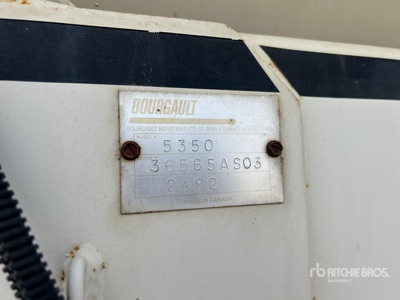 Bourgault 5350 Tow-Behind Wózek pneumatyczny