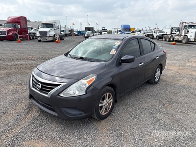 2015 Nissan Versa Autovettura