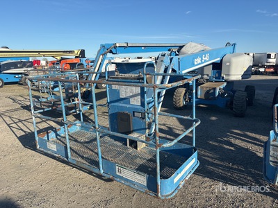 2015 Genie S45 2WD Gasoline Nacelle Télescopique