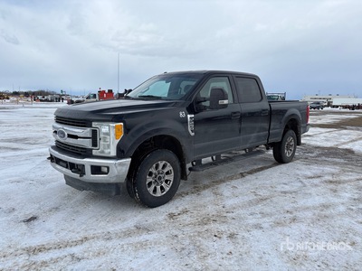 2017 Ford F-250 XLT 4x4 Crew Cab Pickup