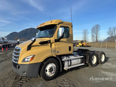 2019 Freightliner Cascadia 116 6x4 Cabeza Tractora Cabina Corta