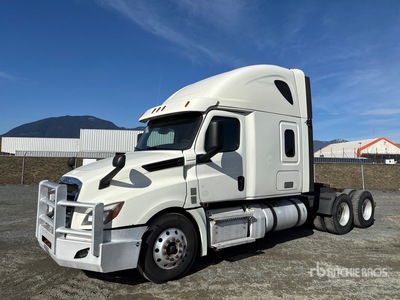 2020 Freightliner Cascadia 6x4 Day Cab Truck Tractor