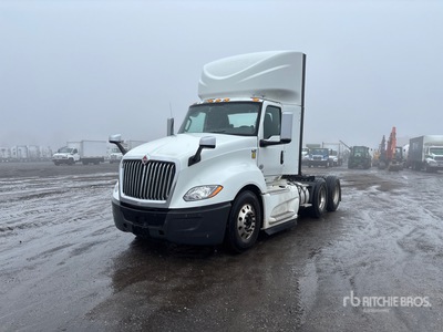 2019 International LT625 6x4 Cabeza Tractora Cabina Corta