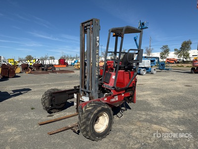 1998 Moffett M5000 5000 lb 3x3 Op vrachtwagen gemonteerde vorkheftruck