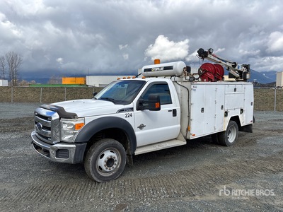 2013 Ford F-550 XLT 4x4 Service Truck