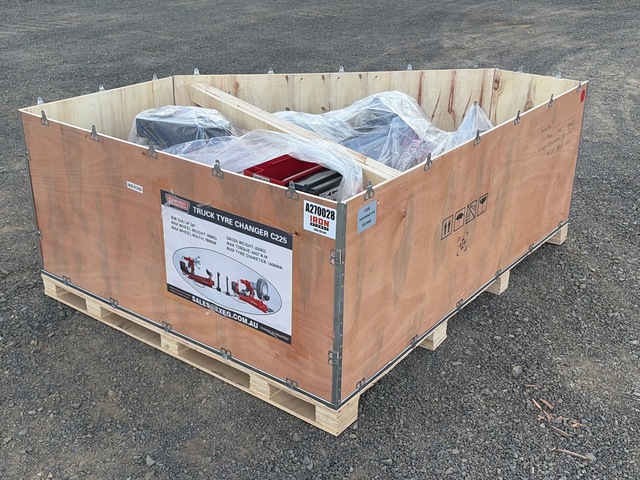 EXEQ C225 Truck Tire Changer (Unused)