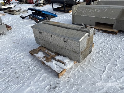 UWS Aluminum Tool Box トラック付属品