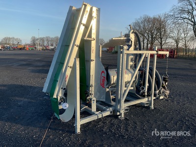 2024 Fliegl Tapir 375 Manure Separator