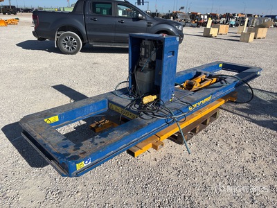2007 Caroliner Hydraulic Vehicle Lift