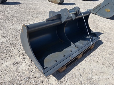 Strickland DB13WBHD 72 in Ditch Excavator Bucket - Fits Hitachi ZX130