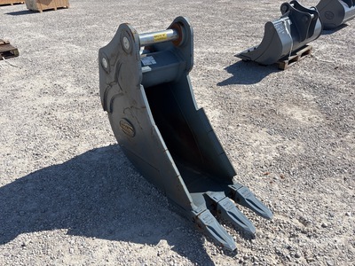 Strickland 21T 18 in Trench Excavator Bucket - Fits Kobelco SK210