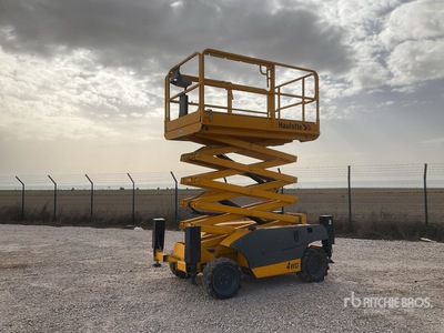 2007 Haulotte Compact12DX 4x4 Diesel Piattaforma aerea verticale