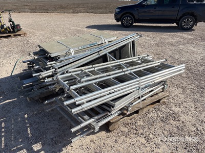 Quantity of (2) Rusztowania