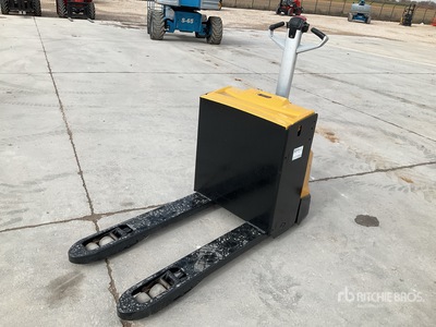 2014 Cat NPP16N2 Electric Pallet Jack